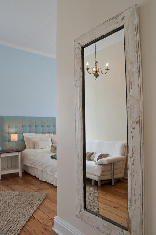 Six On Scott Bed & Breakfast Cape Town Ruang foto