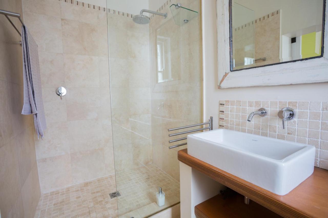Six On Scott Bed & Breakfast Cape Town Bagian luar foto