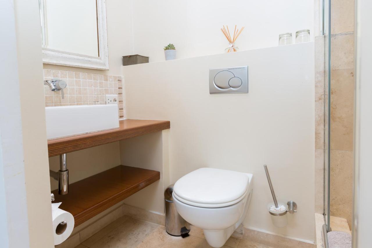 Six On Scott Bed & Breakfast Cape Town Bagian luar foto