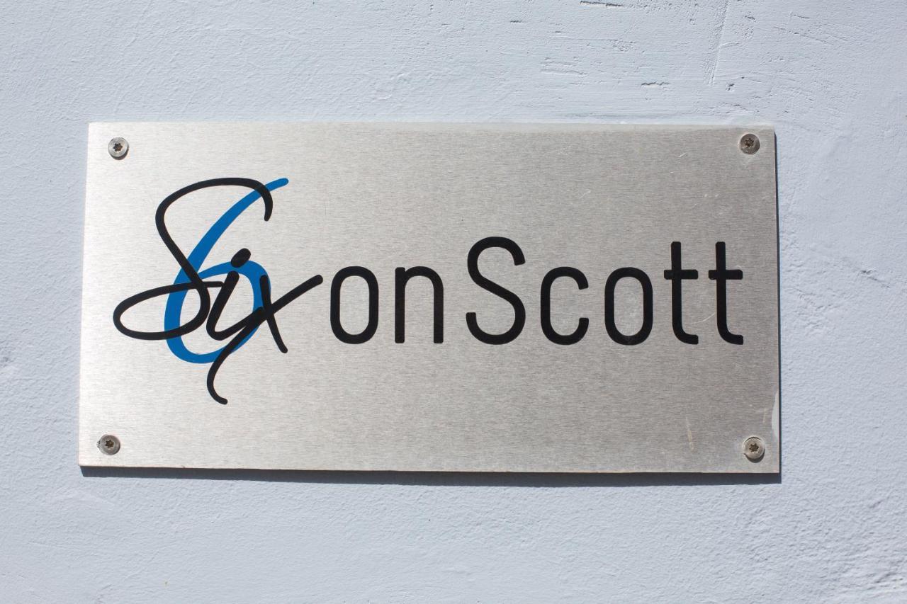 Six On Scott Bed & Breakfast Cape Town Bagian luar foto