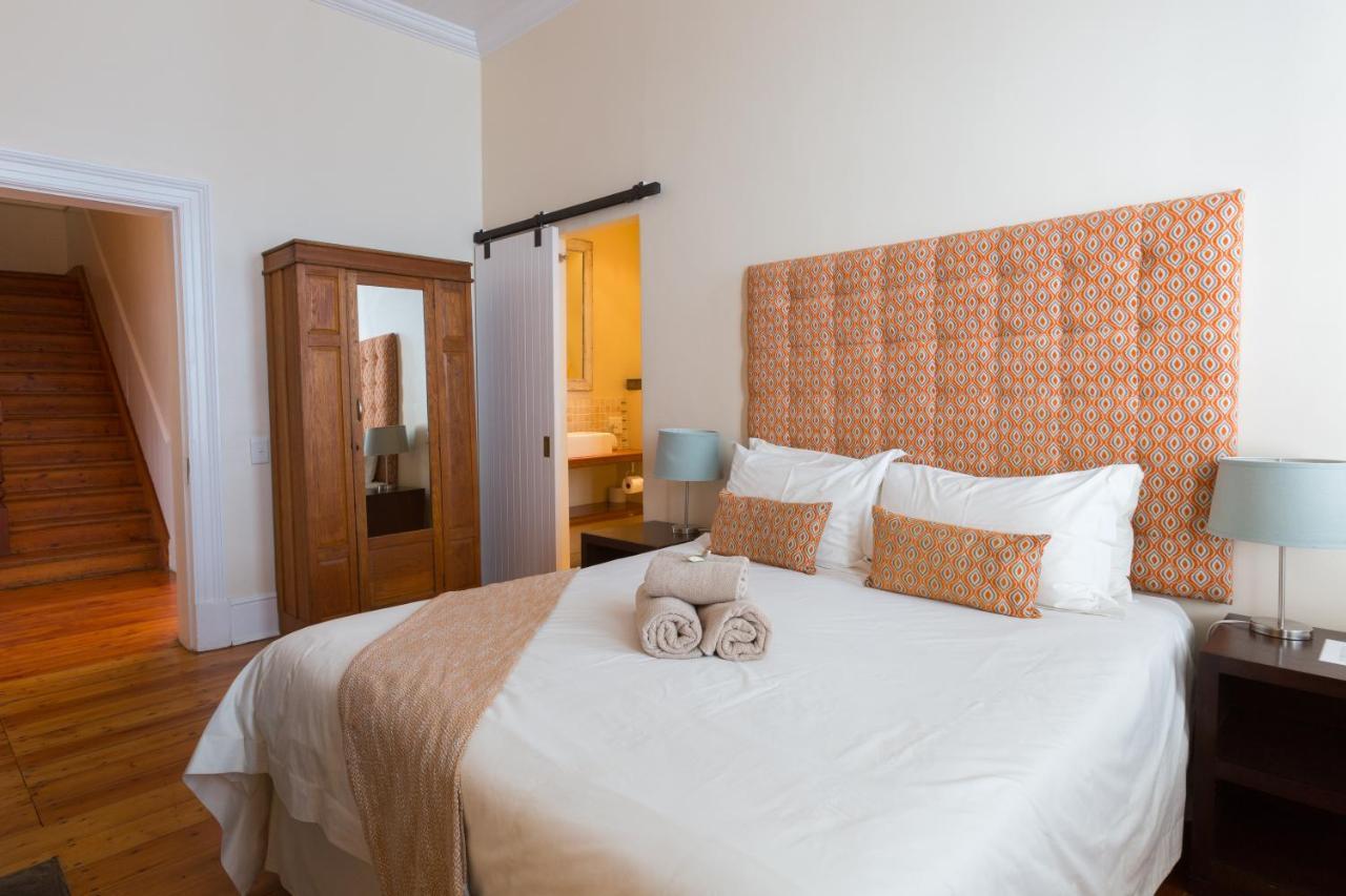 Six On Scott Bed & Breakfast Cape Town Bagian luar foto