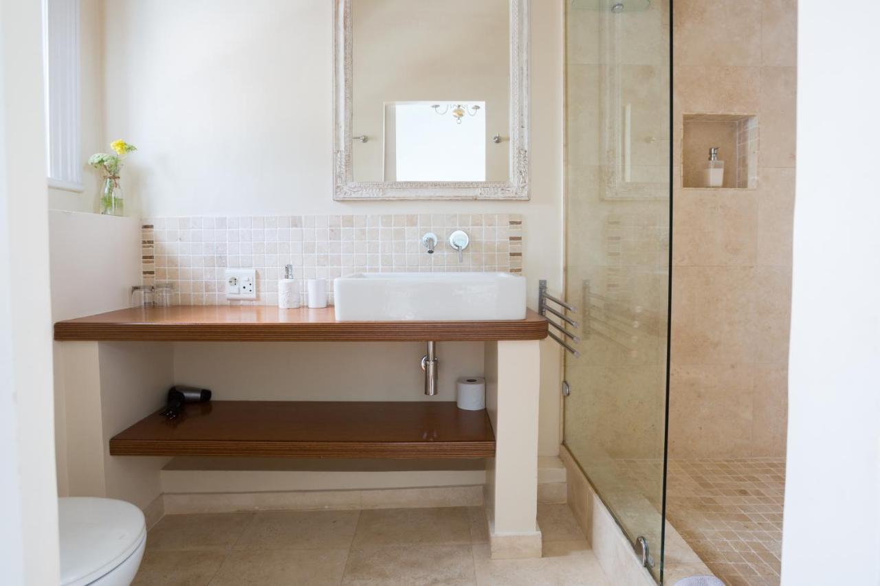 Six On Scott Bed & Breakfast Cape Town Bagian luar foto
