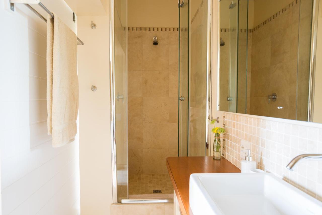 Six On Scott Bed & Breakfast Cape Town Bagian luar foto